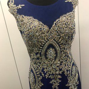 Beautiful Mermaid Gown with Gold Lace Prom Engagement dress